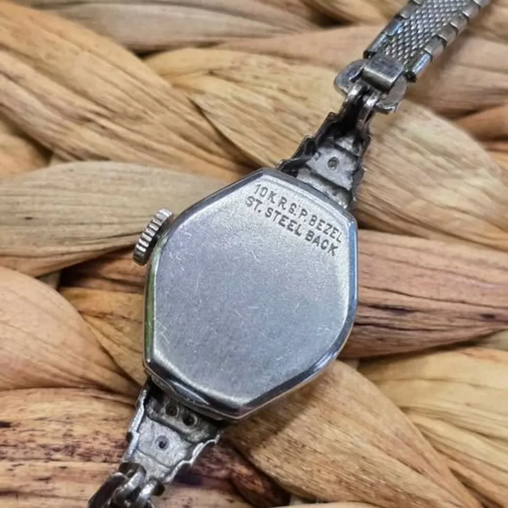 Vintage Benrus 21 Jewels Swiss Ladies Diamond Cocktail Watch